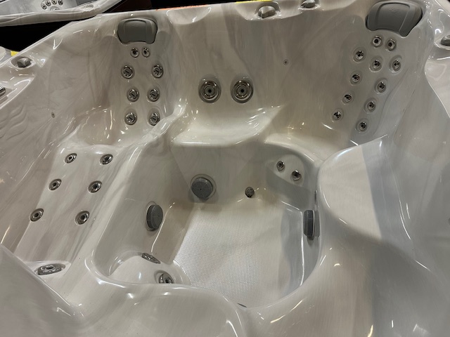 Pre-Owned Hot Tub - Atlanta Hot Tub Center thumbnail IMG 6794 - Atlanta Hot Tub Center