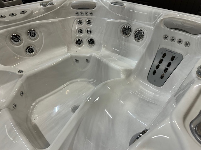 Pre-Owned Hot Tub - Atlanta Hot Tub Center thumbnail IMG 6796 - Atlanta Hot Tub Center